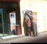 Can't read the ATM screen.jpg