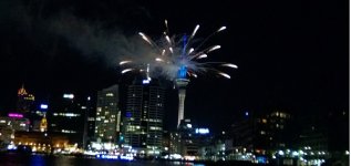 Auckland Fireworks.jpg