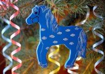 New_Year_wallpapers_Blue_wooden_horse_053621_.jpg New_Year_wallpapers_Blue_wooden_horse_053621_.jpg