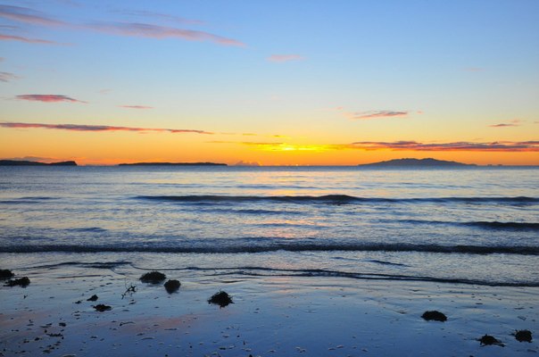 Long bay, Sunrise