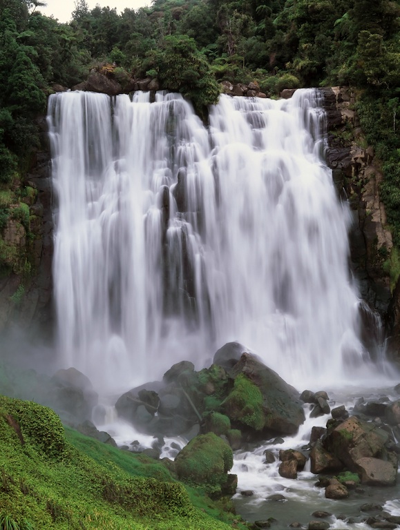Marokopa Falls, King Country, North Island, New Zealand