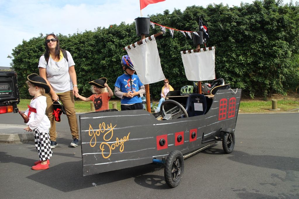 Trolley derby